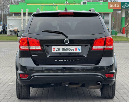 Черный Фиат Фримонт, объемом двигателя 1.96 л и пробегом 119 тыс. км за 15700 $, фото 6 на Automoto.ua