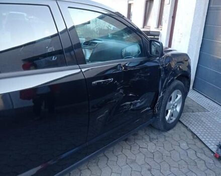 Черный Фиат Фримонт, объемом двигателя 1.96 л и пробегом 150 тыс. км за 10900 $, фото 2 на Automoto.ua