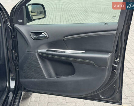 Черный Фиат Фримонт, объемом двигателя 1.96 л и пробегом 119 тыс. км за 15700 $, фото 39 на Automoto.ua