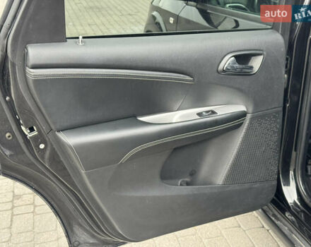 Черный Фиат Фримонт, объемом двигателя 1.96 л и пробегом 119 тыс. км за 15700 $, фото 29 на Automoto.ua