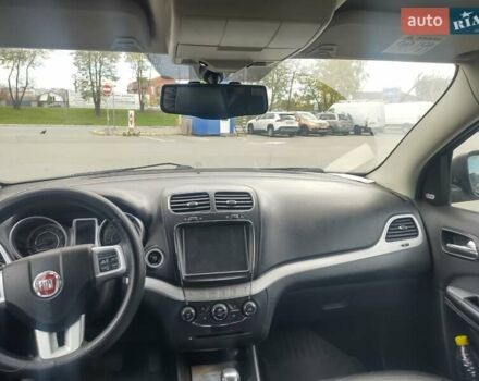 Фиат Фримонт 2014 в Киеве на Automoto.ua Черный Фиат Фримонт, объемом двигателя 1.96 л и пробегом 218 тыс. км за 14000 $, фото 4 на Automoto.ua