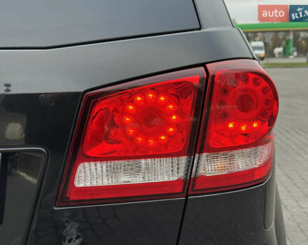 Черный Фиат Фримонт, объемом двигателя 1.96 л и пробегом 119 тыс. км за 15700 $, фото 8 на Automoto.ua