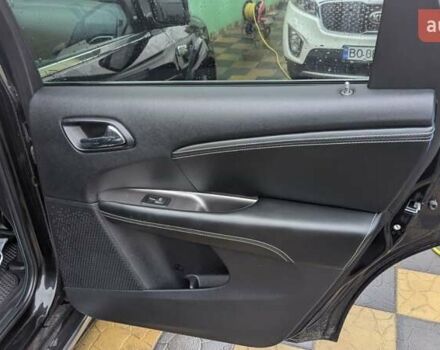 Черный Фиат Фримонт, объемом двигателя 1.96 л и пробегом 175 тыс. км за 15500 $, фото 11 на Automoto.ua