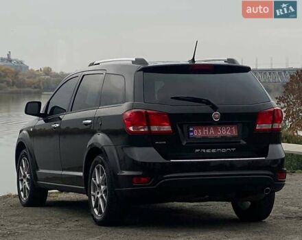 Фиат Фримонт 2015 в Днепре (Днепропетровске) на Automoto.ua Черный Фиат Фримонт, объемом двигателя 2 л и пробегом 187 тыс. км за 16800 $, фото 5 на Automoto.ua