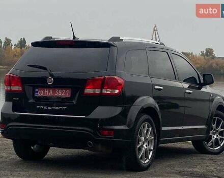 Фиат Фримонт 2015 в Днепре (Днепропетровске) на Automoto.ua Черный Фиат Фримонт, объемом двигателя 2 л и пробегом 187 тыс. км за 16800 $, фото 6 на Automoto.ua