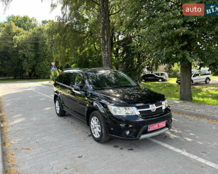 Черный Фиат Фримонт, объемом двигателя 2 л и пробегом 232 тыс. км за 11000 $, фото 1 на Automoto.ua