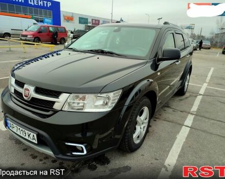 Черный Фиат Фримонт, объемом двигателя 2 л и пробегом 295 тыс. км за 11100 $, фото 1 на Automoto.ua