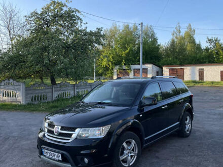 Фіат Фрімонт 2012 у Хорошеві (Володарськ-Волинському) на Automoto.ua Чорний Фіат Фрімонт, об'ємом двигуна 1.96 л та пробігом 213 тис. км за 13000 $, фото 1 на Automoto.ua