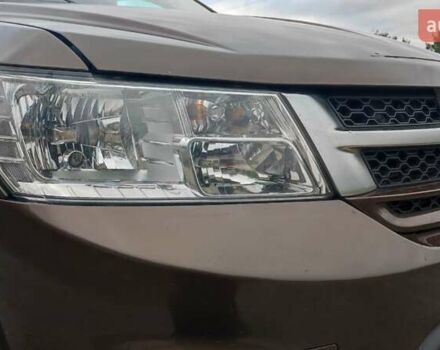 Коричневый Фиат Фримонт, объемом двигателя 1.96 л и пробегом 250 тыс. км за 11500 $, фото 43 на Automoto.ua