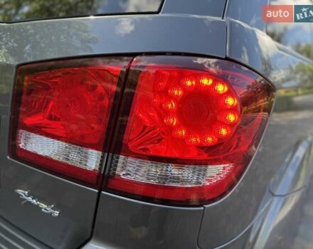 Коричневый Фиат Фримонт, объемом двигателя 2 л и пробегом 166 тыс. км за 14800 $, фото 23 на Automoto.ua