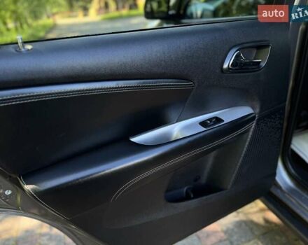 Коричневый Фиат Фримонт, объемом двигателя 2 л и пробегом 166 тыс. км за 14800 $, фото 63 на Automoto.ua