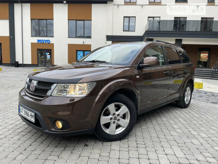 Фиат Фримонт 2011 в Коломые на Automoto.ua Коричневый Фиат Фримонт, объемом двигателя 2 л и пробегом 210 тыс. км за 10800 $, фото 1 на Automoto.ua