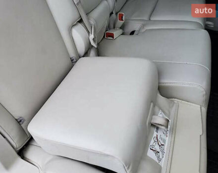 Фиат Фримонт, объемом двигателя 1.96 л и пробегом 230 тыс. км за 12500 $, фото 9 на Automoto.ua