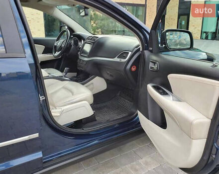 Фиат Фримонт, объемом двигателя 1.96 л и пробегом 230 тыс. км за 12500 $, фото 42 на Automoto.ua