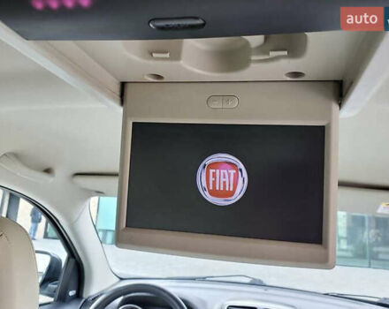 Фиат Фримонт, объемом двигателя 1.96 л и пробегом 230 тыс. км за 12500 $, фото 6 на Automoto.ua