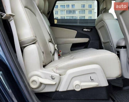 Фиат Фримонт, объемом двигателя 1.96 л и пробегом 230 тыс. км за 12500 $, фото 10 на Automoto.ua