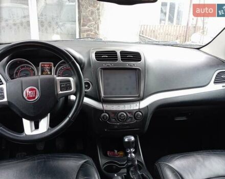 Фиат Фримонт, объемом двигателя 1.96 л и пробегом 198 тыс. км за 12500 $, фото 9 на Automoto.ua