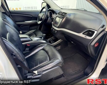 Фіат Фрімонт, об'ємом двигуна 2 л та пробігом 183 тис. км за 15550 $, фото 6 на Automoto.ua