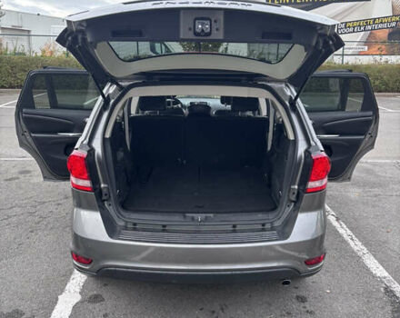 Сірий Фіат Фрімонт, об'ємом двигуна 1.96 л та пробігом 207 тис. км за 11628 $, фото 10 на Automoto.ua