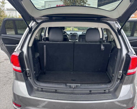 Сірий Фіат Фрімонт, об'ємом двигуна 1.96 л та пробігом 207 тис. км за 11628 $, фото 8 на Automoto.ua