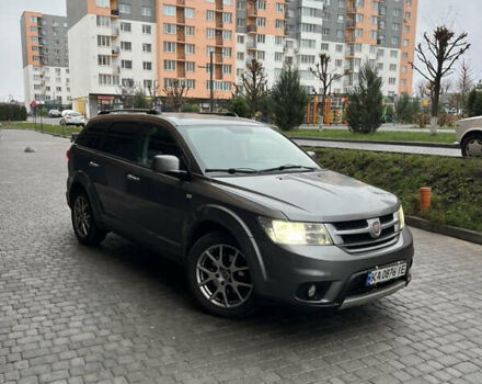 Серый Фиат Фримонт, объемом двигателя 2 л и пробегом 279 тыс. км за 10299 $, фото 1 на Automoto.ua