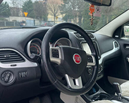 Серый Фиат Фримонт, объемом двигателя 1.96 л и пробегом 296 тыс. км за 10700 $, фото 7 на Automoto.ua