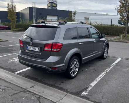 Сірий Фіат Фрімонт, об'ємом двигуна 1.96 л та пробігом 207 тис. км за 11628 $, фото 4 на Automoto.ua