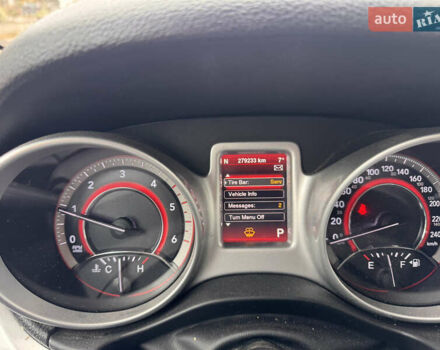 Серый Фиат Фримонт, объемом двигателя 2 л и пробегом 279 тыс. км за 9800 $, фото 5 на Automoto.ua