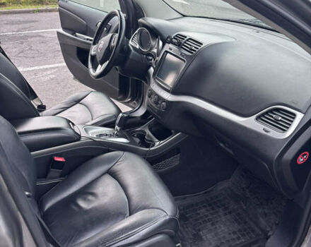 Сірий Фіат Фрімонт, об'ємом двигуна 1.96 л та пробігом 207 тис. км за 11628 $, фото 17 на Automoto.ua