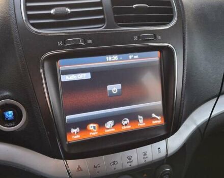 Фиат Фримонт 2012 в Луцке на Automoto.ua Серый Фиат Фримонт, объемом двигателя 1.96 л и пробегом 234 тыс. км за 10500 $, фото 2 на Automoto.ua