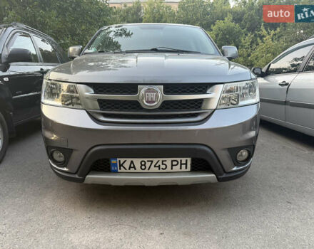 Сірий Фіат Фрімонт, об'ємом двигуна 1.96 л та пробігом 190 тис. км за 12860 $, фото 4 на Automoto.ua