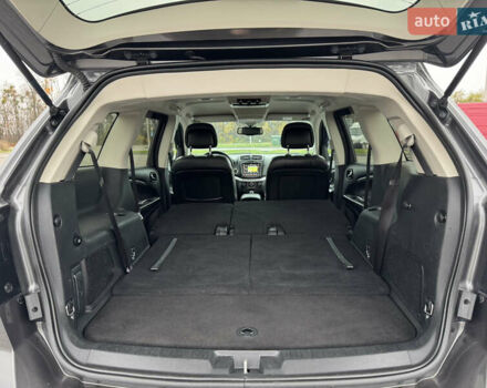 Серый Фиат Фримонт, объемом двигателя 0 л и пробегом 209 тыс. км за 14750 $, фото 68 на Automoto.ua