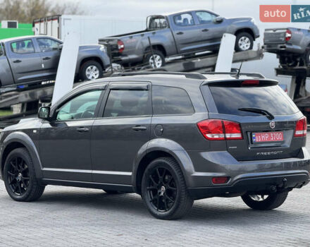 Серый Фиат Фримонт, объемом двигателя 0 л и пробегом 209 тыс. км за 14750 $, фото 7 на Automoto.ua