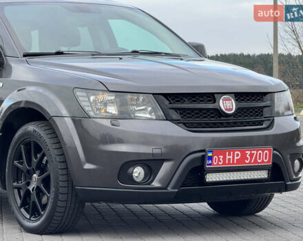 Серый Фиат Фримонт, объемом двигателя 0 л и пробегом 209 тыс. км за 14750 $, фото 30 на Automoto.ua