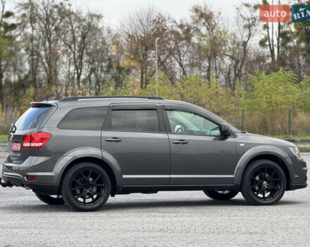 Серый Фиат Фримонт, объемом двигателя 0 л и пробегом 209 тыс. км за 14750 $, фото 22 на Automoto.ua