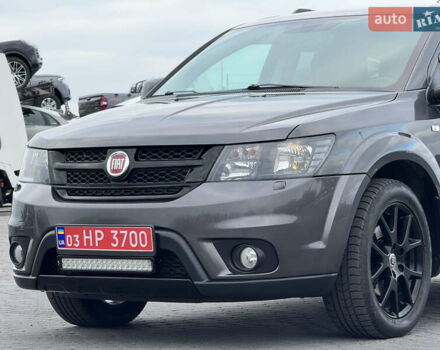 Серый Фиат Фримонт, объемом двигателя 0 л и пробегом 209 тыс. км за 14750 $, фото 31 на Automoto.ua