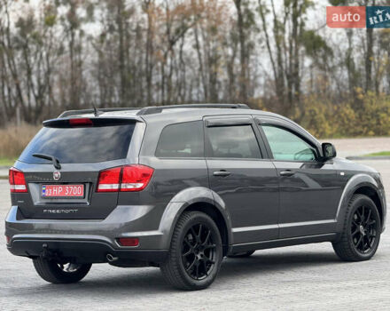 Серый Фиат Фримонт, объемом двигателя 0 л и пробегом 209 тыс. км за 14750 $, фото 20 на Automoto.ua