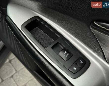 Серый Фиат Фримонт, объемом двигателя 0 л и пробегом 209 тыс. км за 14750 $, фото 82 на Automoto.ua