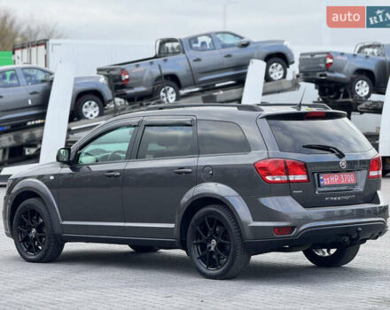 Серый Фиат Фримонт, объемом двигателя 0 л и пробегом 209 тыс. км за 14750 $, фото 11 на Automoto.ua