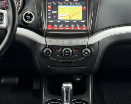 Серый Фиат Фримонт, объемом двигателя 0 л и пробегом 209 тыс. км за 14750 $, фото 50 на Automoto.ua