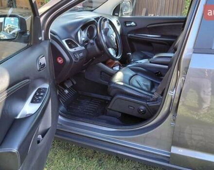 Серый Фиат Фримонт, объемом двигателя 1.96 л и пробегом 230 тыс. км за 12100 $, фото 12 на Automoto.ua