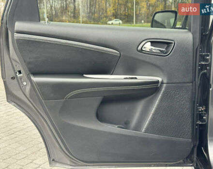 Серый Фиат Фримонт, объемом двигателя 0 л и пробегом 209 тыс. км за 14750 $, фото 58 на Automoto.ua