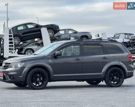 Серый Фиат Фримонт, объемом двигателя 0 л и пробегом 209 тыс. км за 14750 $, фото 5 на Automoto.ua