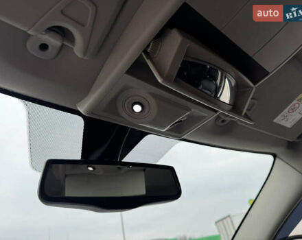 Серый Фиат Фримонт, объемом двигателя 0 л и пробегом 209 тыс. км за 14750 $, фото 57 на Automoto.ua