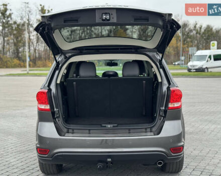 Серый Фиат Фримонт, объемом двигателя 0 л и пробегом 209 тыс. км за 14750 $, фото 65 на Automoto.ua