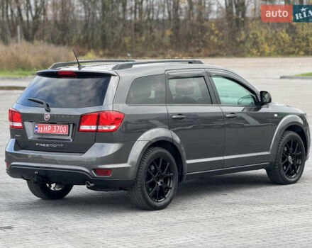 Серый Фиат Фримонт, объемом двигателя 0 л и пробегом 209 тыс. км за 14750 $, фото 21 на Automoto.ua