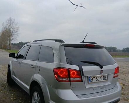 Серый Фиат Фримонт, объемом двигателя 1.96 л и пробегом 61 тыс. км за 17000 $, фото 4 на Automoto.ua