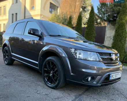 Серый Фиат Фримонт, объемом двигателя 2 л и пробегом 215 тыс. км за 14300 $, фото 3 на Automoto.ua