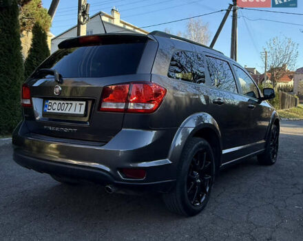 Серый Фиат Фримонт, объемом двигателя 2 л и пробегом 215 тыс. км за 14300 $, фото 12 на Automoto.ua