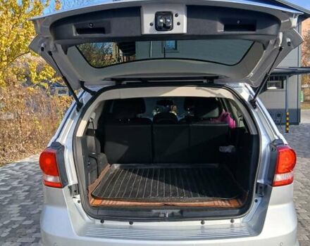 Серый Фиат Фримонт, объемом двигателя 1.96 л и пробегом 61 тыс. км за 17000 $, фото 1 на Automoto.ua